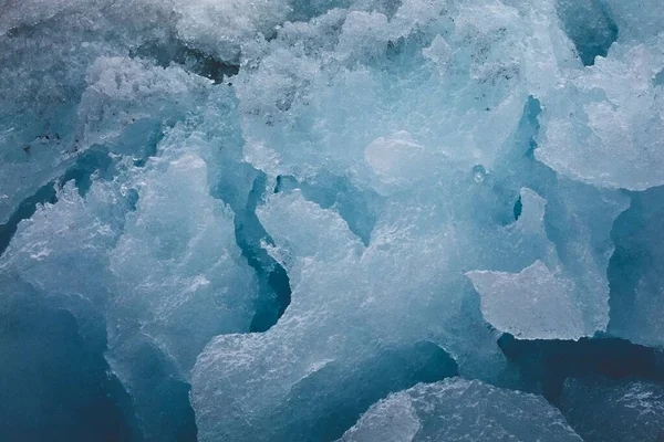 Παγόβουνα Λιώνουν Από Ένα Παγόβουνο Σχηματίζονται Παγωμένα Σχήματα — Φωτογραφία Αρχείου
