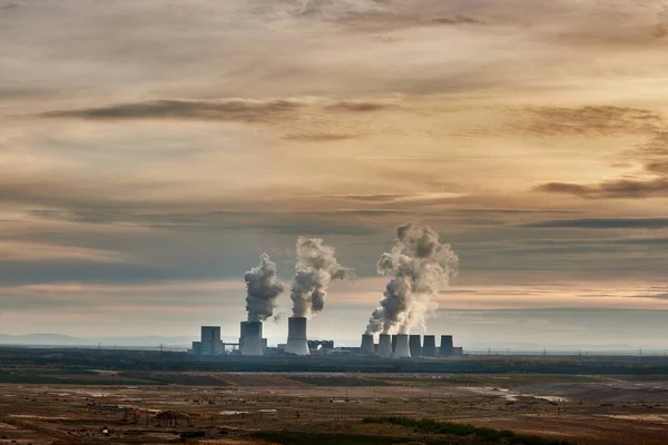 Вугільна Електростанція Забруднює Атмосферу Боксберзькою Електростанцією Німеччина — стокове фото