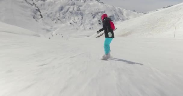 Snowboard Dans Les Alpes Action Suivre Prise Vue Avec Cardan — Video