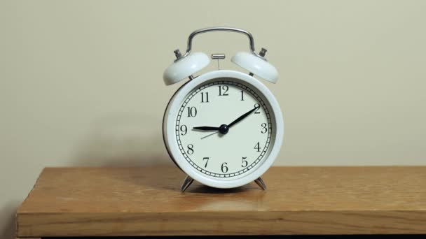Ajustar Relógio Volta Por Uma Hora Para Terminar Horário Verão — Vídeo de Stock