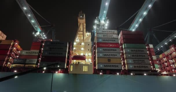 Rotterdão Países Baixos Circa 2023 Navio Contêineres Carregado Uma Enorme — Vídeo de Stock