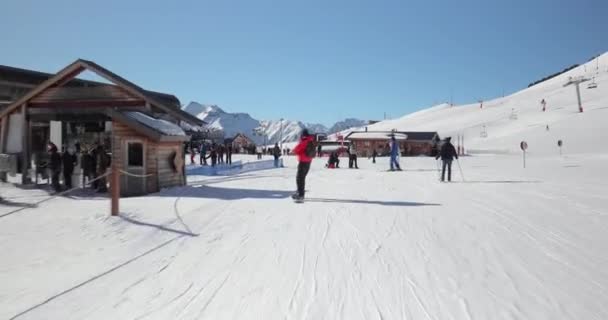 Alpe Dhuez Frankrike Circa 2022 Skidbacke Franska Alperna Utsikt Från — Stockvideo