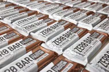 Budapeşte, Macaristan - 2023 Protein Sıfır Çubuğu Biotech USA tarafından birçok parça halinde dizildi