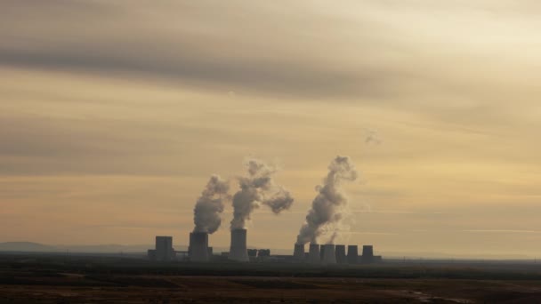 Вугільна Електростанція Забруднює Атмосферу Боксберзька Електростанція Німеччина Футах Кінематографічних Кольорах — стокове відео