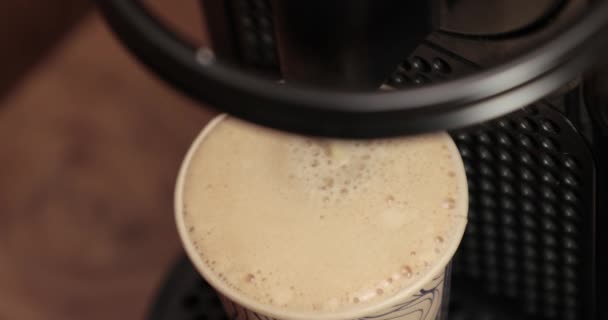Making Cup Coffee Machine Overflowing Spill Because Wrong Cup Size — Stock Video