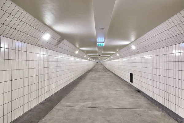 Dlouhý Chodecký Tunel Pod Řekou Maastunnel Rotterdamu — Stock fotografie
