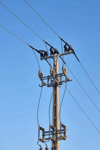 Vele Kabels Van Elektrische Leidingen — Stockfoto