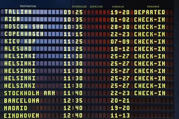 Schedule Board Airport Flights — Stock Photo, Image