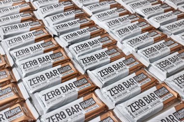 Budapeşte, Macaristan - 6 Ocak 2023: Biotech USA 'nın Sıfır Protein Çubuğu