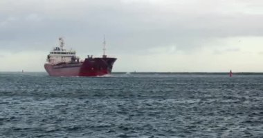 Tanker gemisi Almanya 'nın Rostock kentindeki Baltık Denizi' nden geliyor.