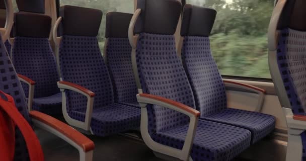 空席のある旅客列車の内装 — ストック動画