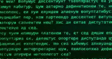 Rastgele oluşturulan Rusça kelimeler, bilgisayar ekranındaki bir LCD görüntüleme metni üzerinde kayıyor, eski okul bilişim terminali