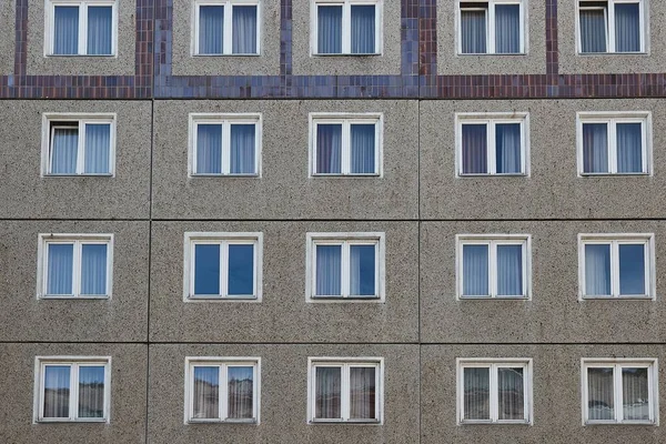 Szczegóły Starego Budynku Mieszkalnego Wschodnioeuropejski Blok Panelowy Mieszkań Tanie Apartamenty Obrazek Stockowy