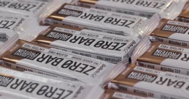 Budapeşte, Macaristan - 2023 Protein Çubuğu Biotech USA tarafından yapılan Sıfır Çubuk Protein Parçası