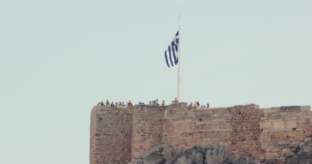 Atene Grecia Antiche Mura Sul Colle Dell Acropoli Turisti Irriconoscibili — Video Stock