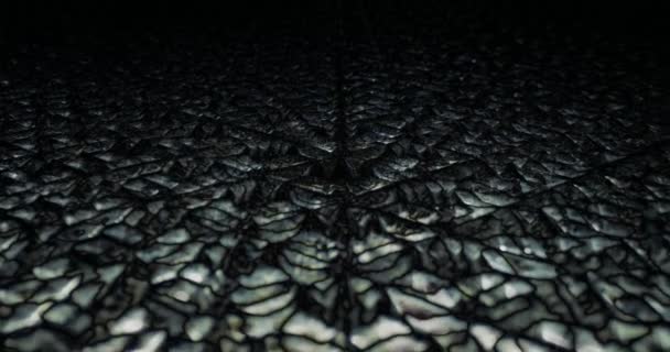 Потокові Брижі Платформи Сітки Металізмів Відображають Світло Хвилясту Поверхню Геометричну — стокове відео