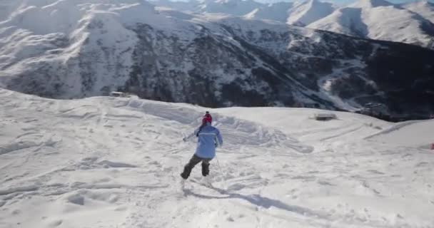 Woman Skiing Unmarked Slope Piste Free Ride — Stock Video