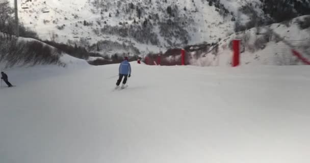 Síelni Alpokban Követni Lövés Gimbal Sífutás Videóklipek