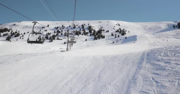 Met Behulp Van Een Skilift Alpen Klimmen Naar Skipistes Alpe — Stockvideo