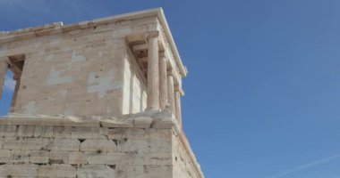 Akropol antik kalıntıları, Atina 'daki sütunlar, antik Yunan medeniyetinin simgesi.