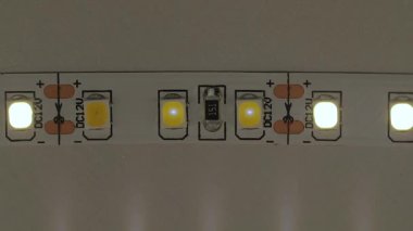 Kırık LED LEDleri olan LED Soyunma Işığı