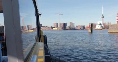 Rotterdam 'daki bir teknenin görüntüsü