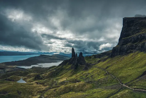 Old Man Storr Ilha Skye Escócia Imagens De Bancos De Imagens