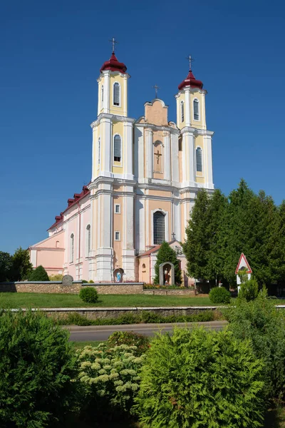 白俄罗斯Ostrovets区Grodno区Vornyany的圣乔治古老天主教教堂 — 图库照片