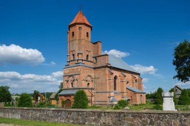 Gnezno, Grodno bölgesinde, Belarus 'ta eski bir Katolik kilisesi..