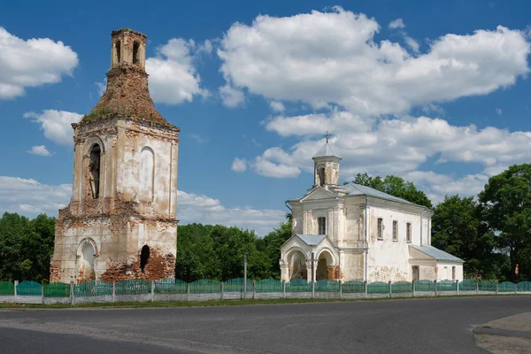 Antigua Iglesia Católica San Pedro Pablo Novodevyatkovichi Distrito Slonim Región —  Fotos de Stock
