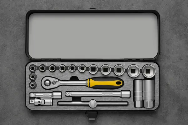汽车修理的工具箱 棘轮和钻头工具包 套筒扳手和棘头 灰色背景的工具包 — 图库照片