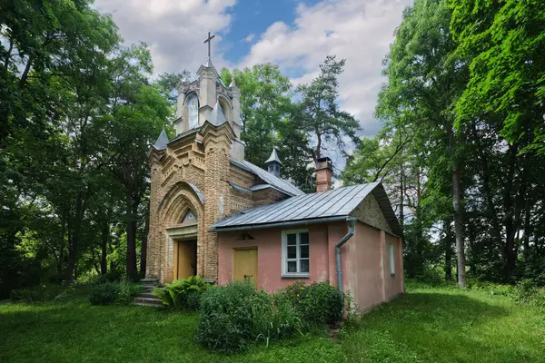 Antigo Túmulo Capela Aldeia Derevyanchitsy Região Grodno Distrito Slonim Bielorrússia — Fotografia de Stock