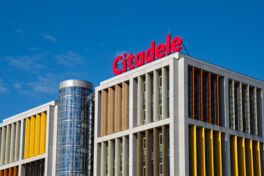 Riga, Letonya 'daki Citadele banka binası.