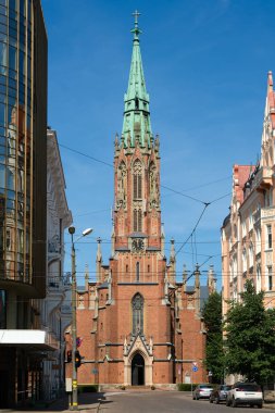 Eski Riga Evanjelik St. Gertrude Kilisesi, tüm yolcuların koruyucusu. Riga, Letonya.