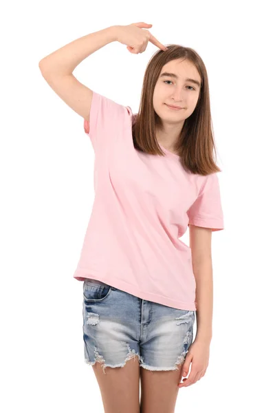 Młoda Piękna Dziewczyna Różowej Koszulce Jeansowych Spodenkach Białym Tle Mylić — Zdjęcie stockowe