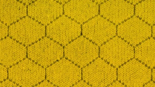 特写的黄色纹理面料布 纺织品背景 向观众的方向移动 宏观变焦 Uhd视频3840X2160 — 图库视频影像