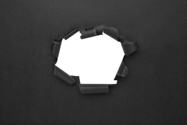 Kağıtta Yırtık Kenarlı Kara Delik — Stok fotoğraf