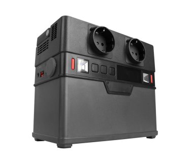 Batarya güç istasyonu beyaz arkaplanda izole edildi