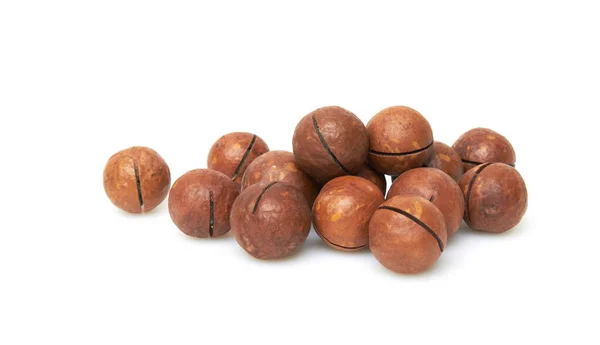 Nueces Macadamia Aisladas Sobre Fondo Blanco — Foto de Stock