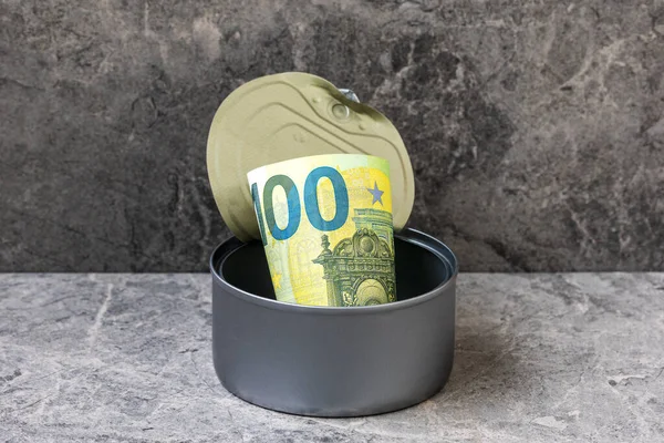 Open Tin Can One Hundred Euro Banknote Financial Concept Image — Stock Photo, Image