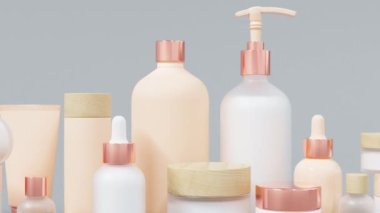Farklı bej ve beyaz cam ve plastik kozmetik şişeler ve kavanozlar, kopyalama alanı, modaya uygun cilt bakımı ve tedavi arka planına sahip birçok güzellik ürünü.