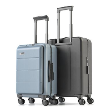 Bavullar beyaz arka planda izole edilmiş. 3d illüstrasyon