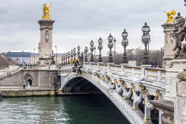 Paris Fransa Daki Alexandre Iii Köprüsünün Manzarası — Stok fotoğraf