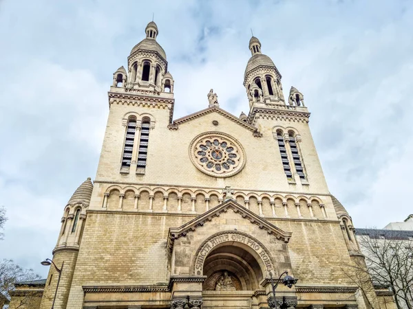 Вид Церковь Sainte Anne Butte Aux Cailles Париж Франция — стоковое фото