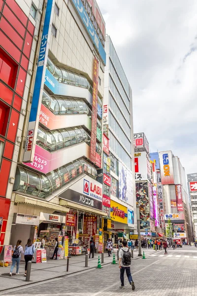 Tokio Japón Abril 2019 Gente Caminando Por Zona Akihabara Lugar —  Fotos de Stock