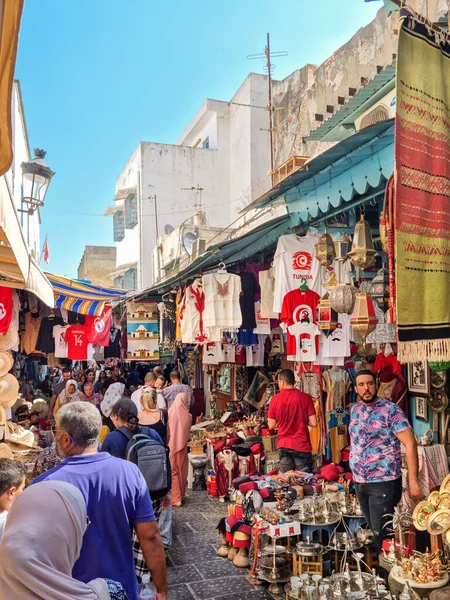 Тунис Тунис Августа 2022 Года Люди Ходят Кварталу Медины Медина — стоковое фото