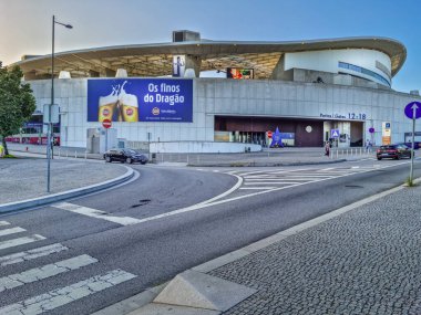 Porto, Portekiz - 9 Ağustos 2023: Porto FC Stadyumu. Estadio do Dragao (Dragon Stadyumu), Portekiz 'in en büyük üçüncü futbol stadyumudur..