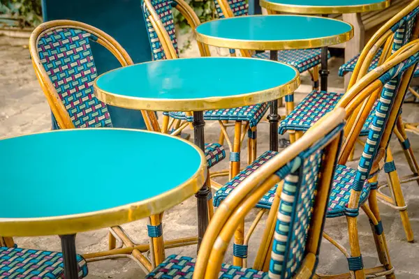 Typische Tische Und Stühle Den Straßen Von Paris — Stockfoto
