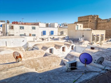 Haşmet Medine, Tunus manzarası