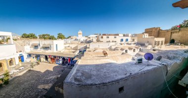 Haşmet Medine, Tunus manzarası